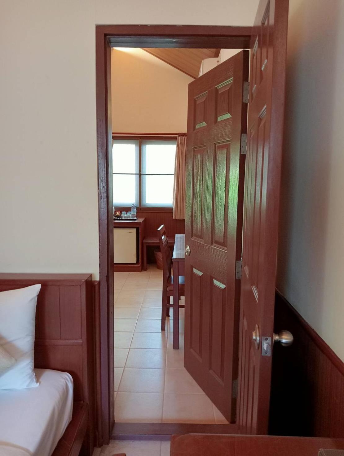Resor Pinnacle Samui Sha Mae Nam