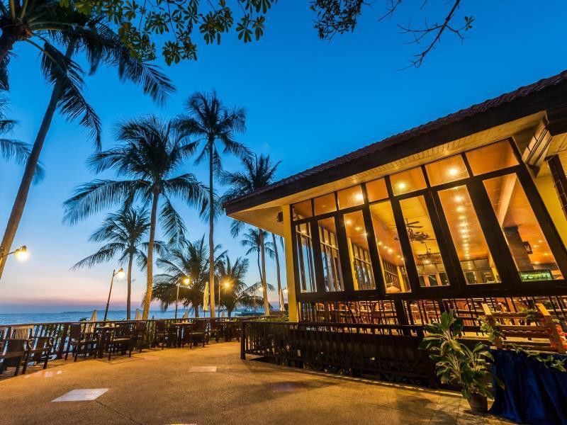 Resor Pinnacle Samui Sha Mae Nam