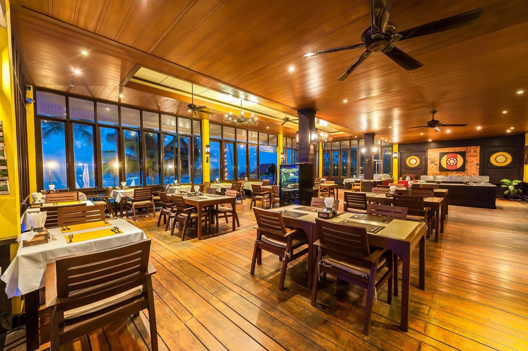 Resor Pinnacle Samui Sha Mae Nam